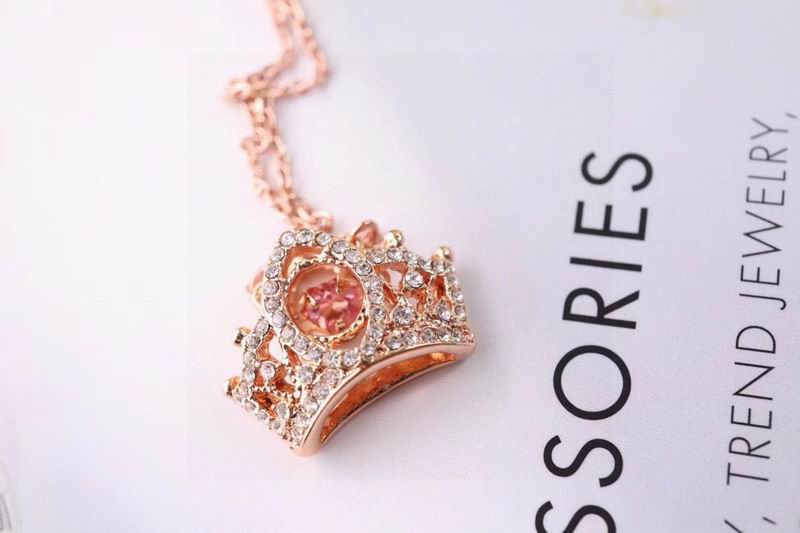 Swarovski Necklace 01lyr18